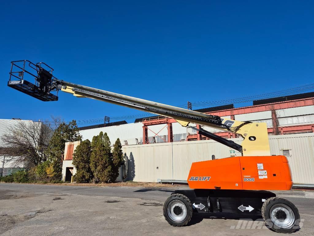 JLG 800 S Teleskopbühnen