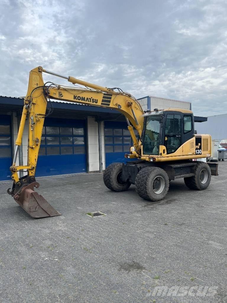 Komatsu PW 130-7K Mobilbagger