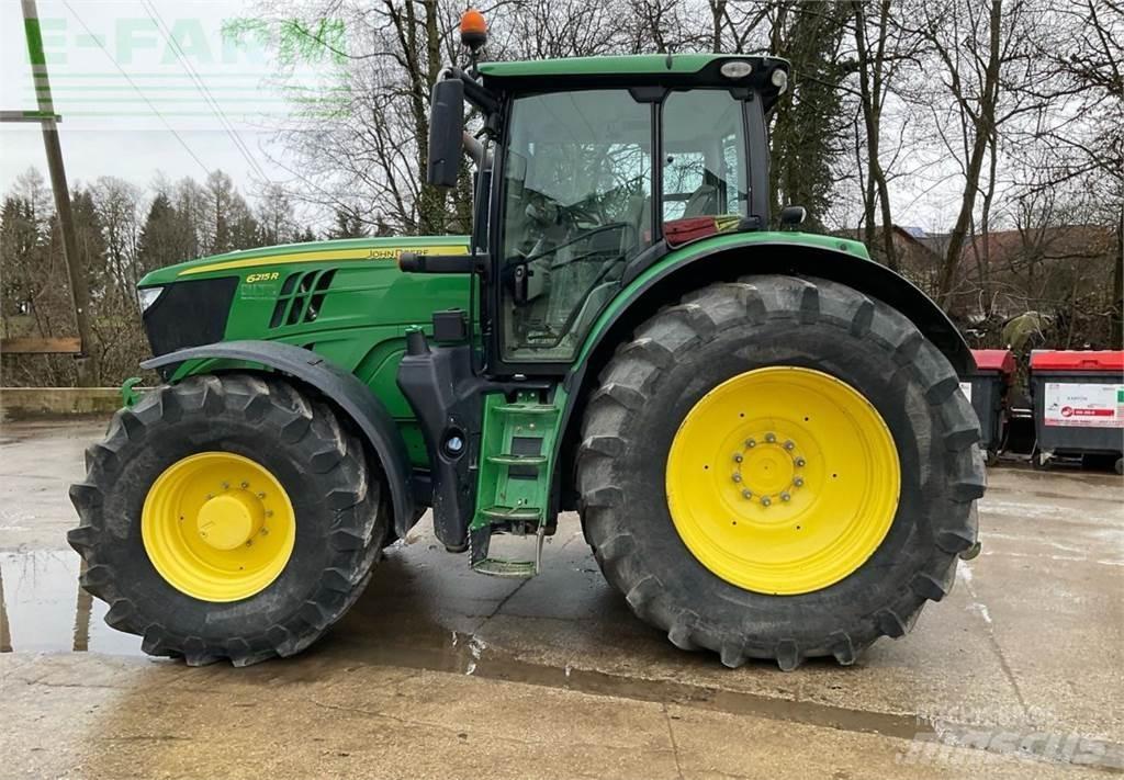 John Deere 6215R Traktoren