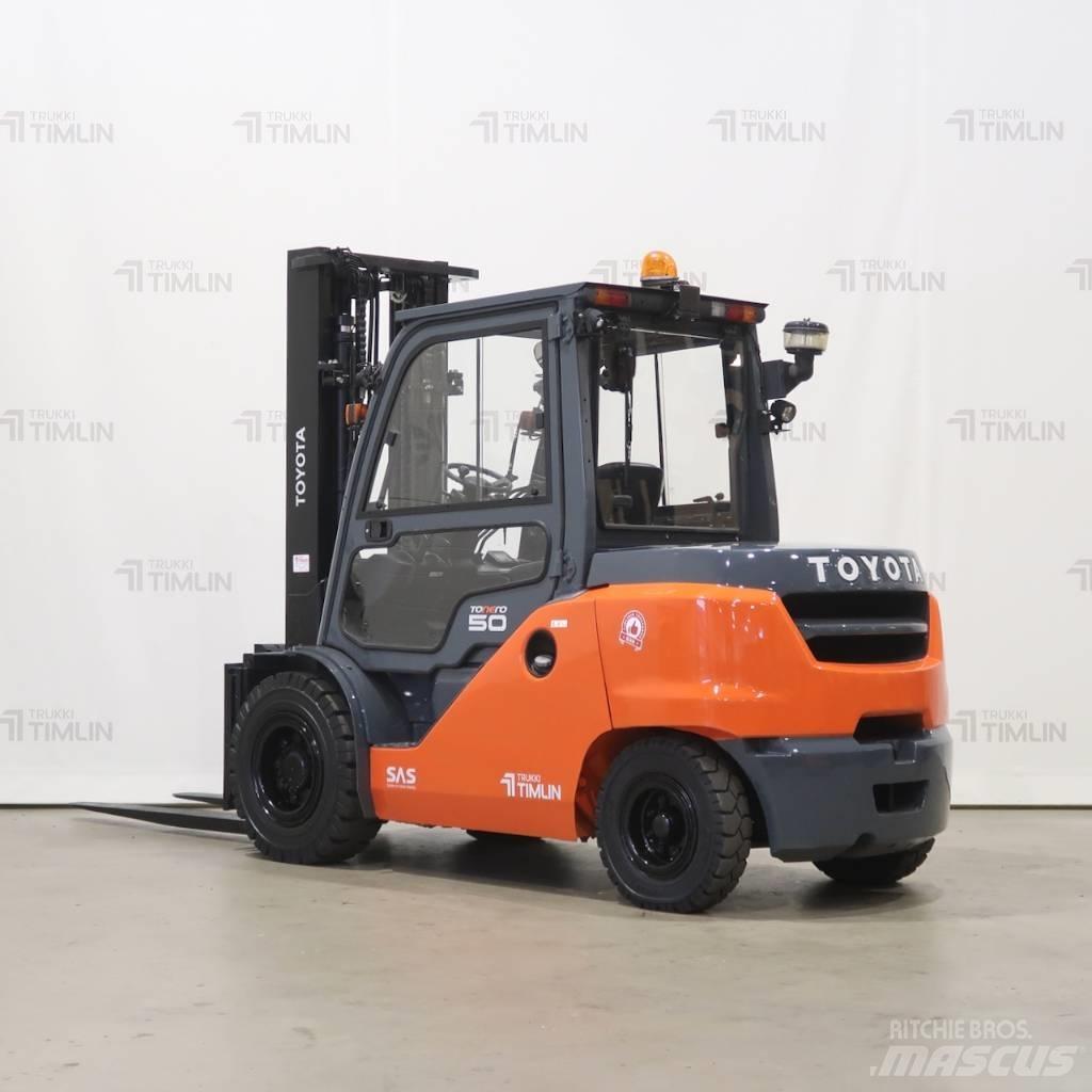 Toyota 40-8FD50N Diesel Stapler
