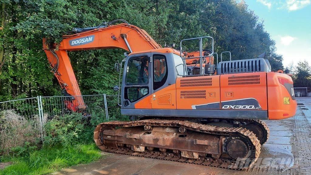 Doosan DX 300 LC-5 Raupenbagger