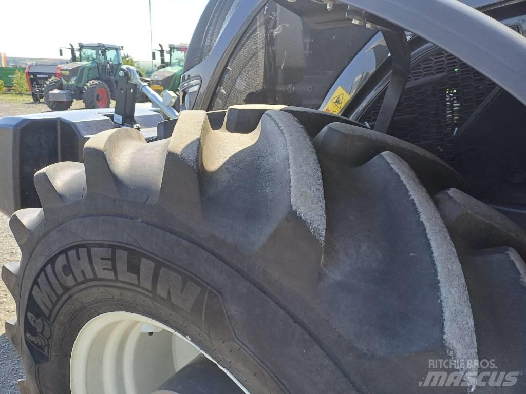 Valtra S 374 Traktoren