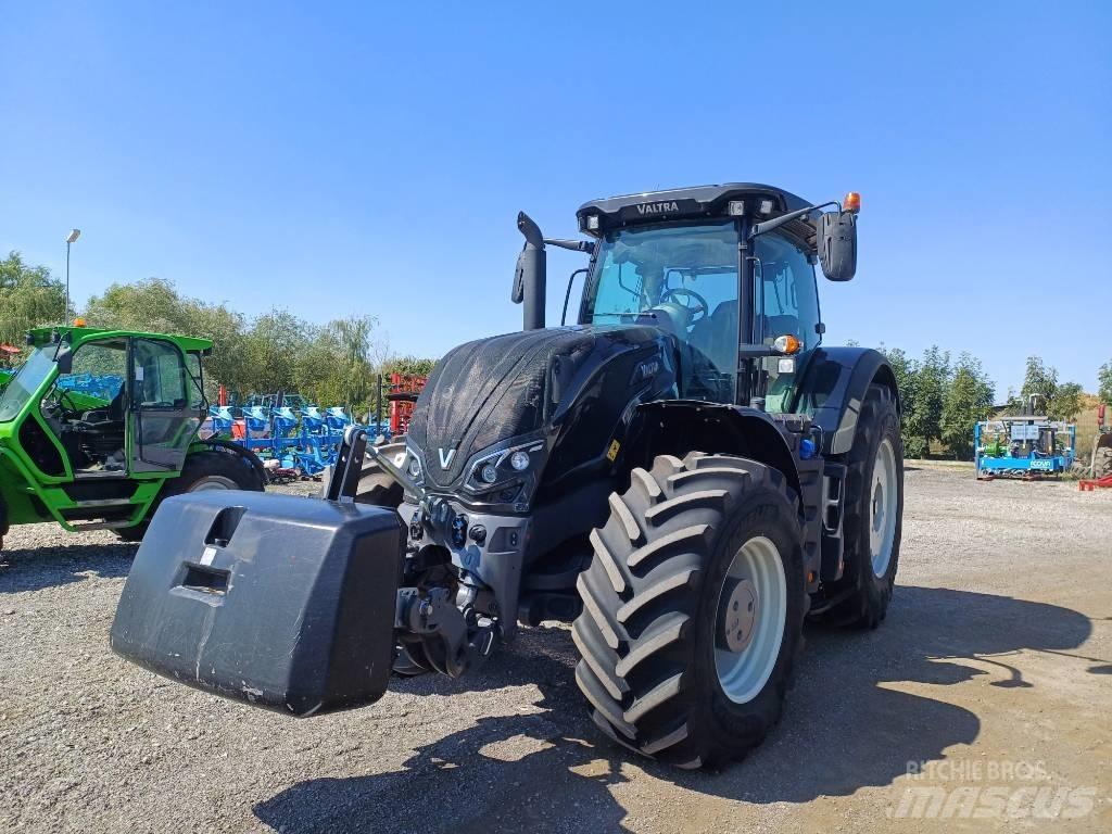 Valtra S 374 Traktoren