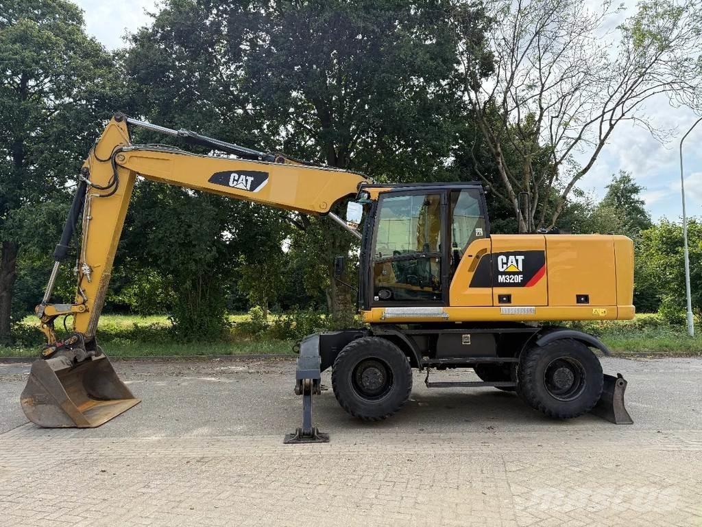 CAT M320F Mobilbagger