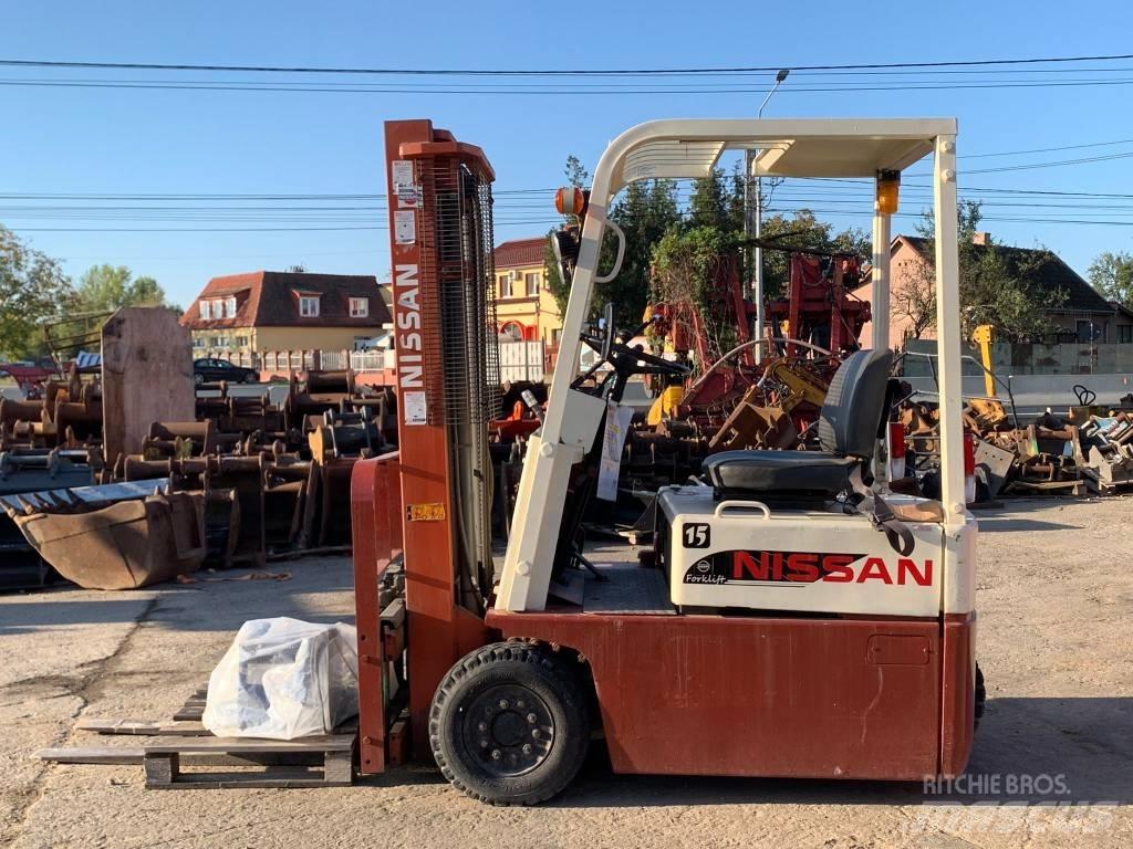 Nissan MA01L15U Elektro Stapler