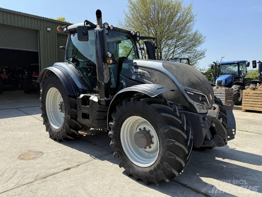 Valtra T174 Direct Traktoren
