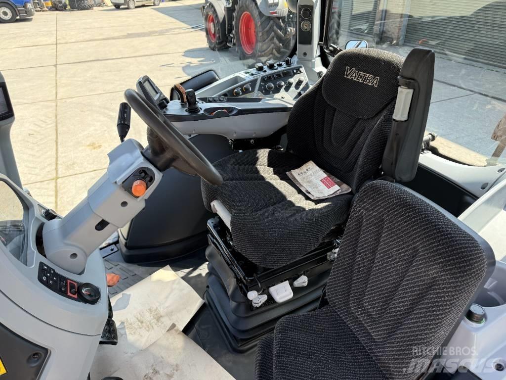 Valtra T174 Direct Traktoren