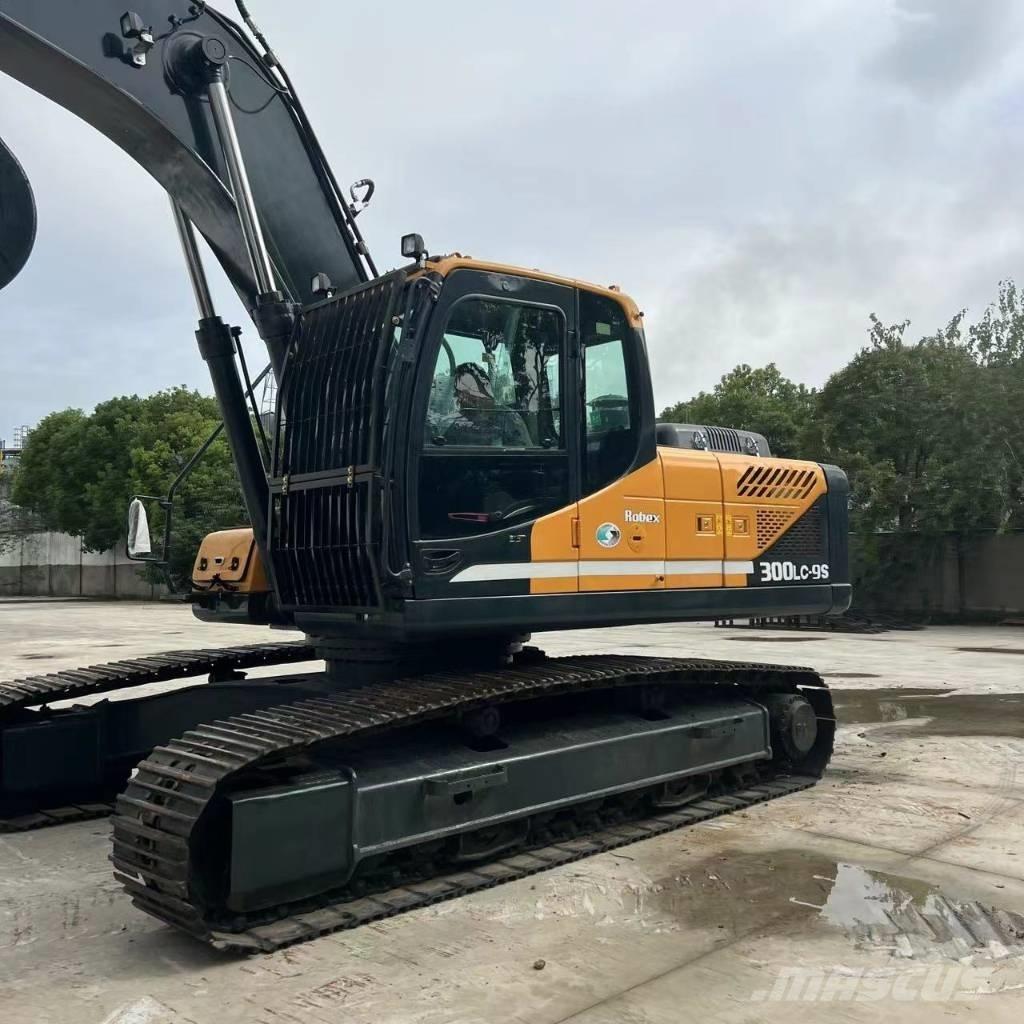 Hyundai R300LC-9S Raupenbagger