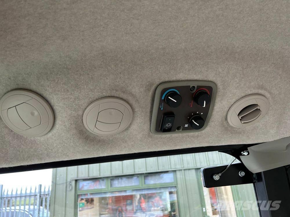 John Deere 4049 R Kleintraktoren