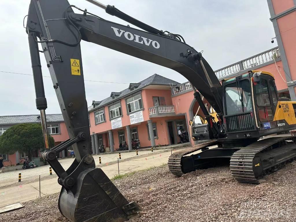 Volvo EC 240 Raupenbagger