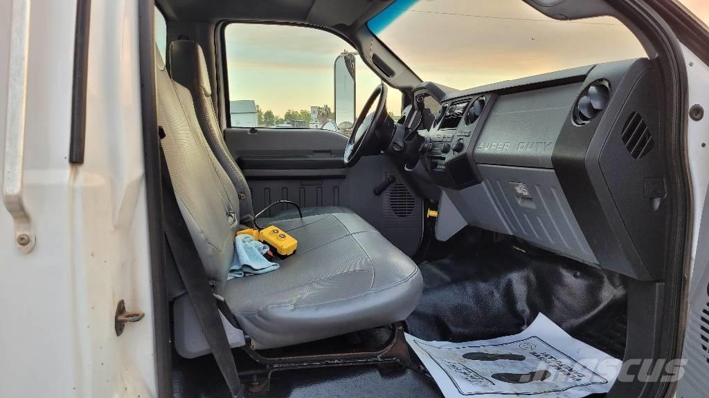 Ford F 650 SD Holztransportanhänger