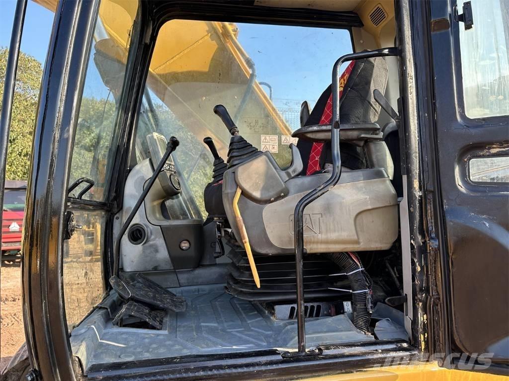 CAT 320 D Raupenbagger