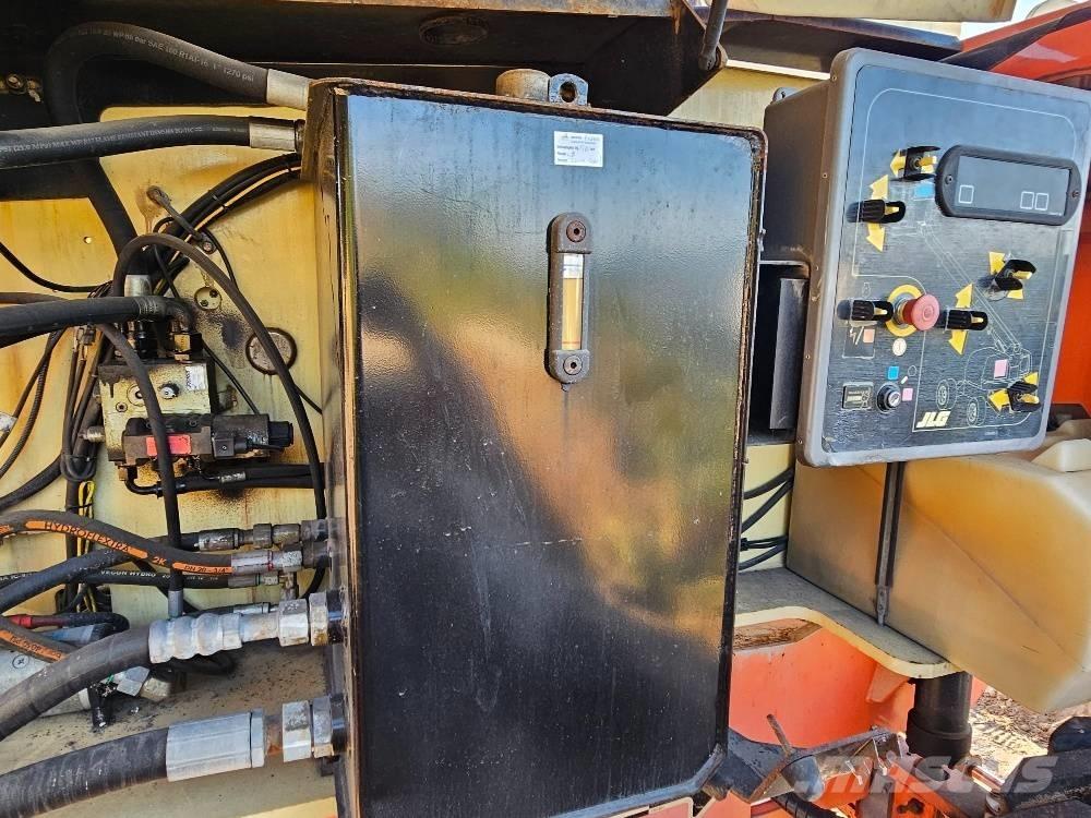 JLG 680S Teleskopbühnen