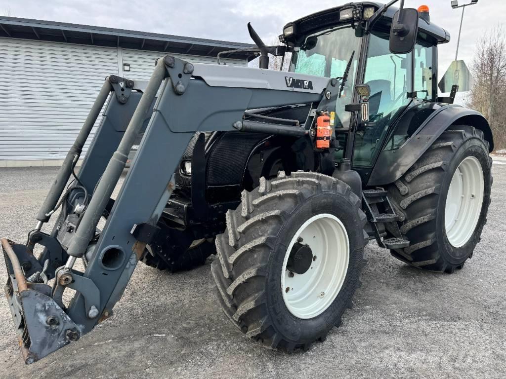 Valtra C 130 Traktoren