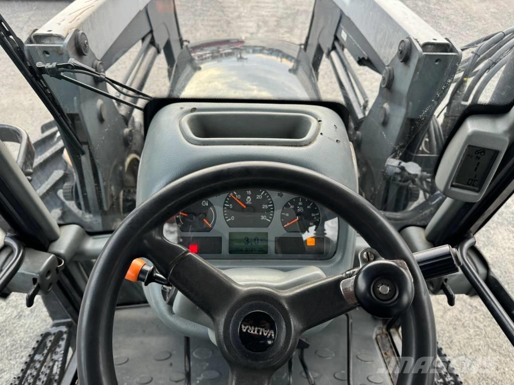 Valtra C 130 Traktoren