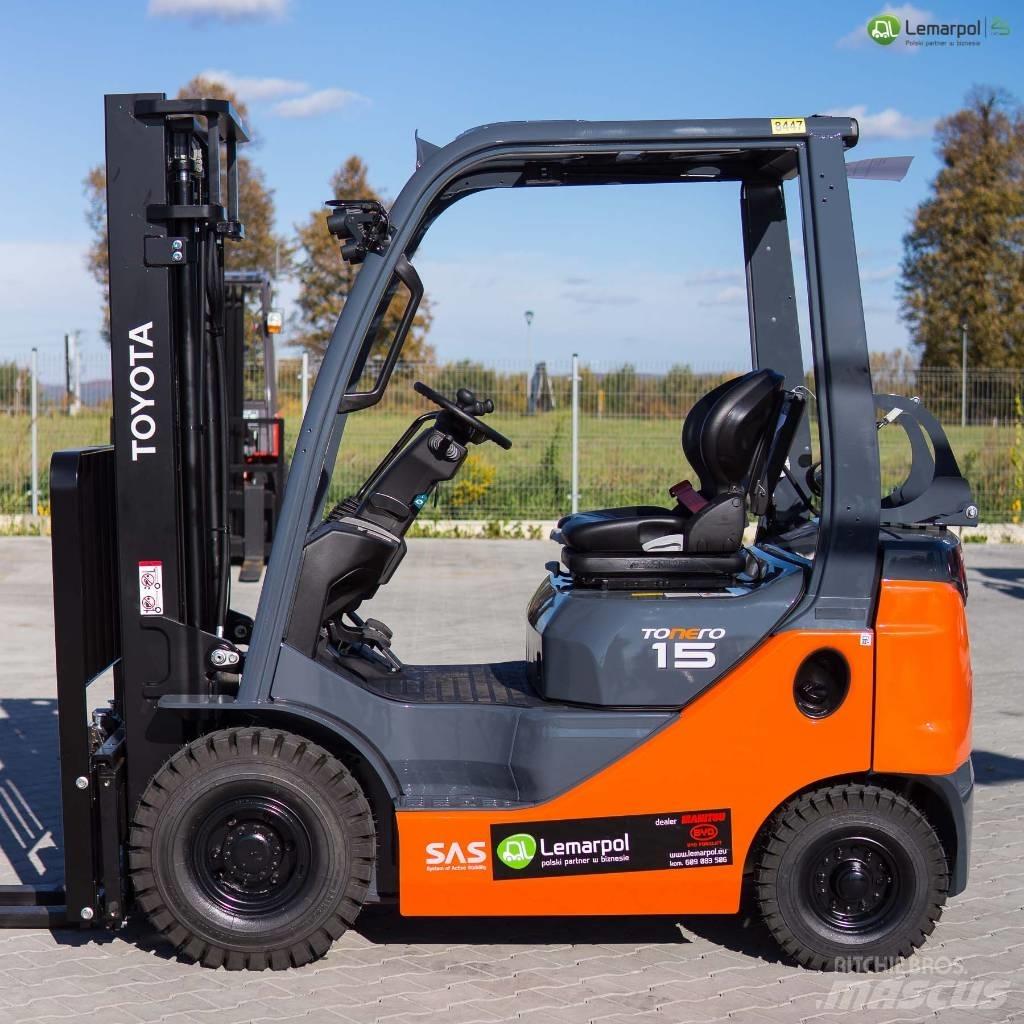 Toyota 8 FGF 15 Gas Stapler