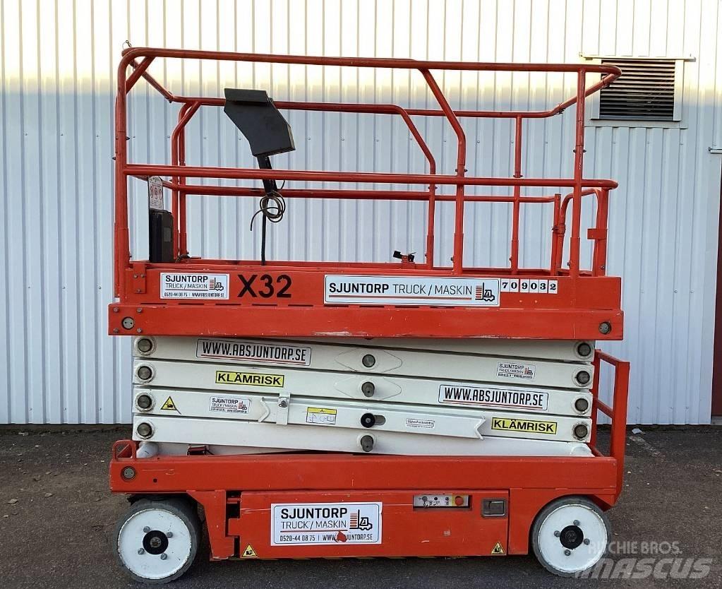 UpRight X32 Scheren-Arbeitsbühnen