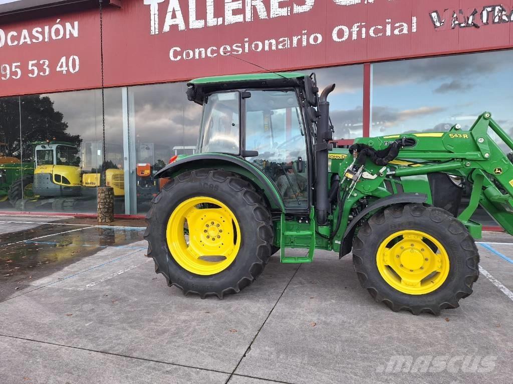 John Deere 5100M Traktoren