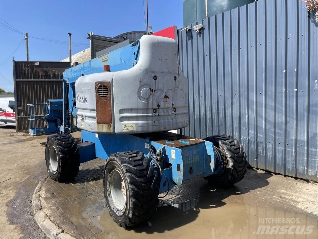 Genie Z 60/34 Gelenkteleskoparbeitsbühnen
