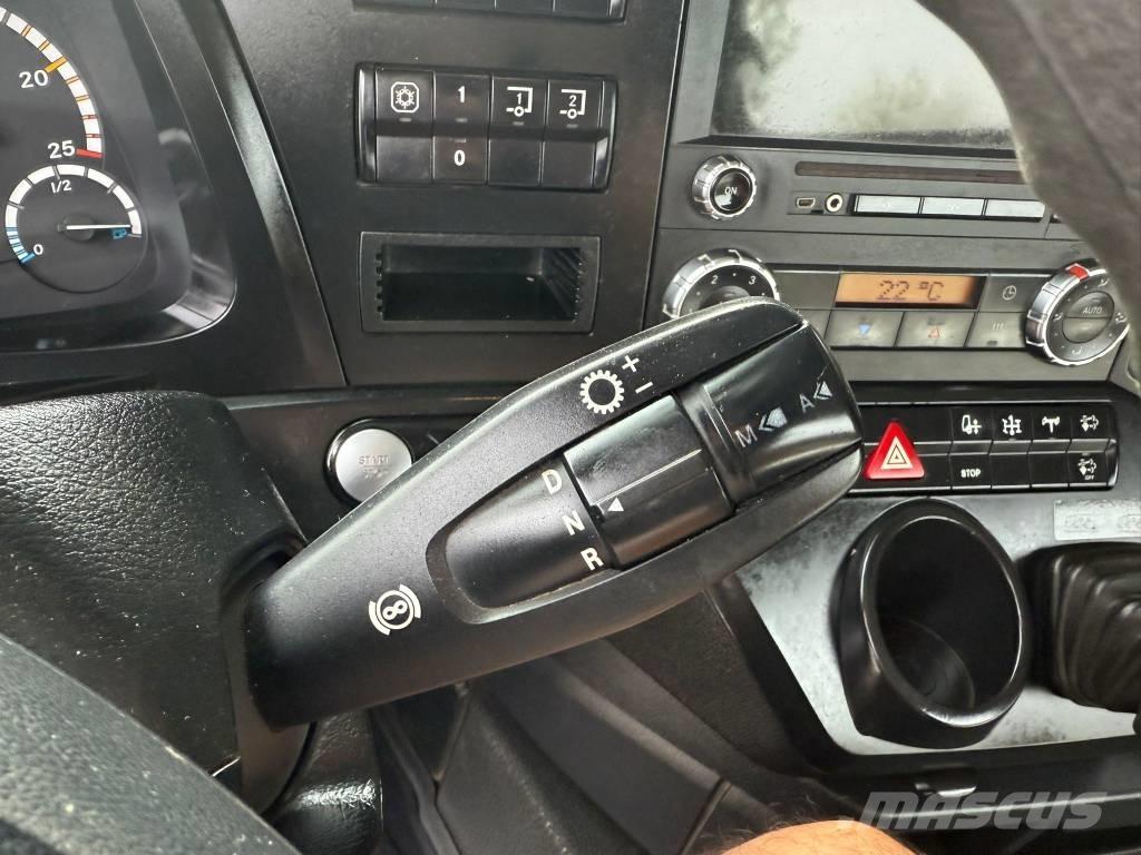 Mercedes-Benz 1851 Sattelzugmaschinen