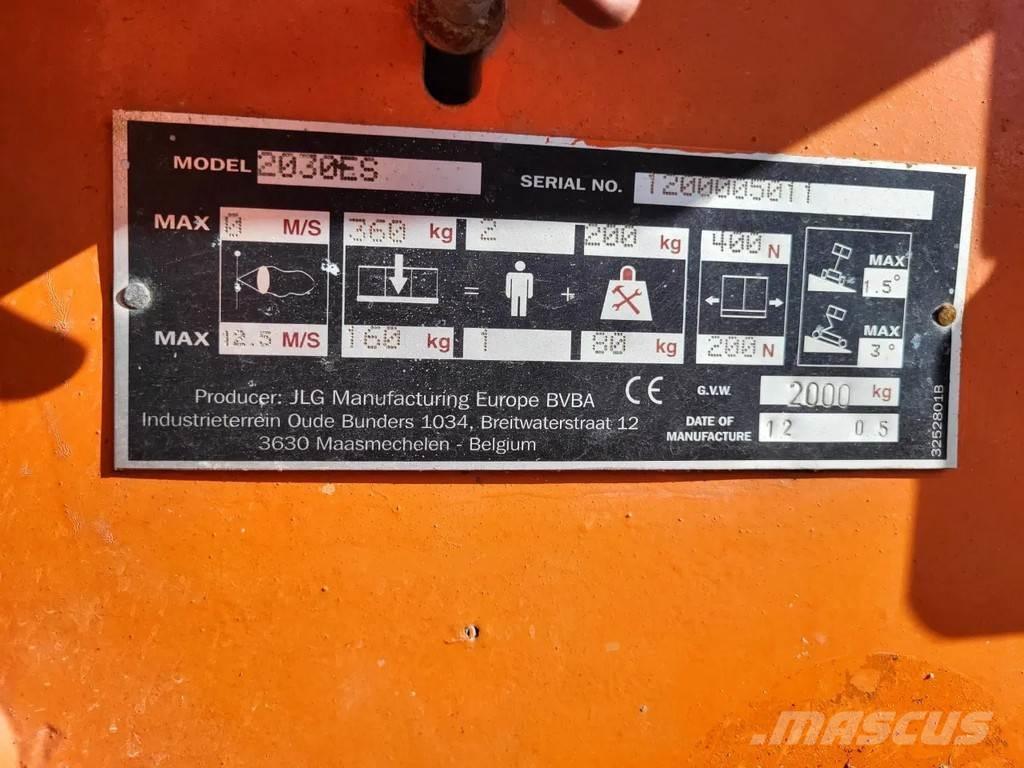 JLG 2030ES Scheren-Arbeitsbühnen