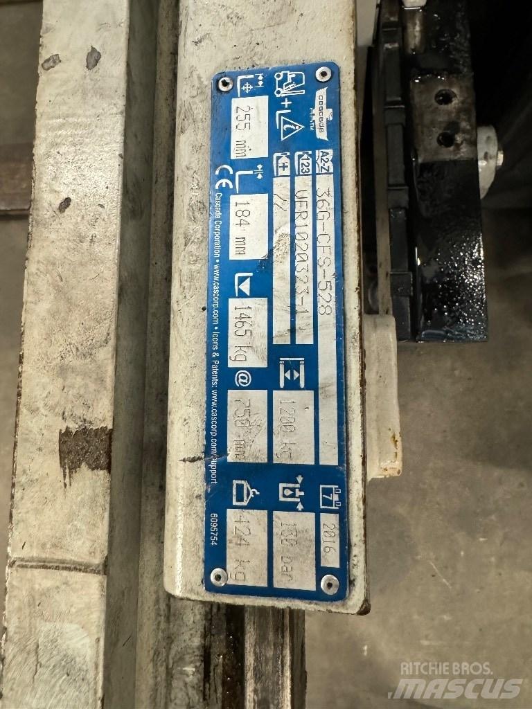 CAT EP25N Elektro Stapler