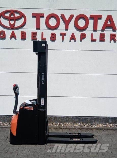 Toyota SPE160L Deichselstapler