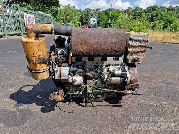  Engines F4L912 Transport Sonstige