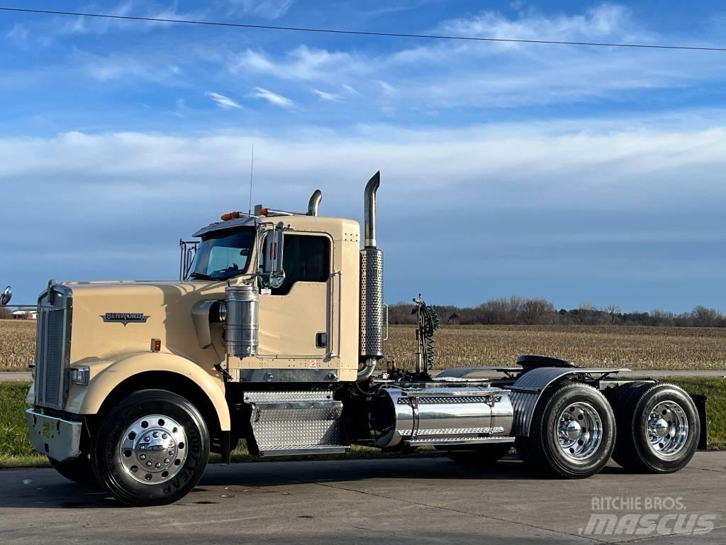 Kenworth W 900 Sattelzugmaschinen