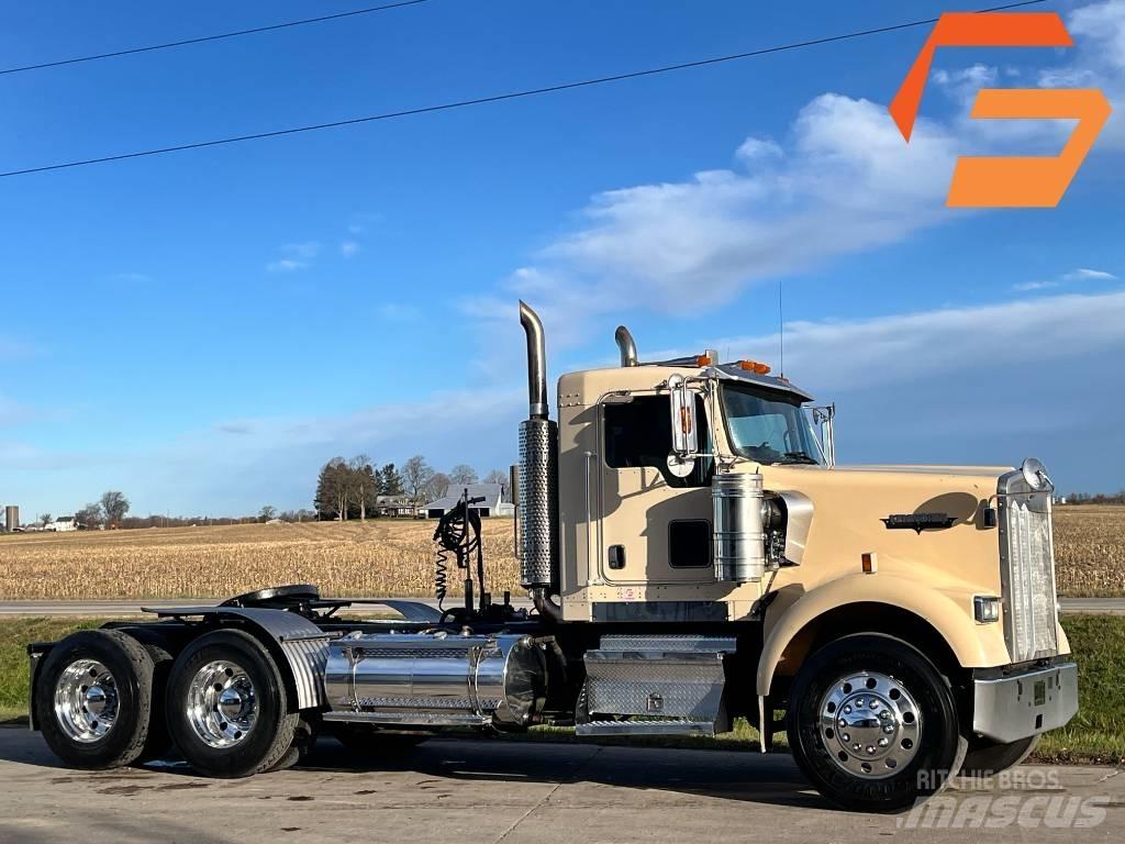 Kenworth W 900 Sattelzugmaschinen