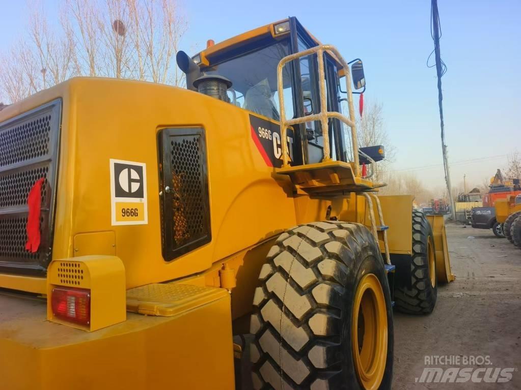 CAT 966G Radlader