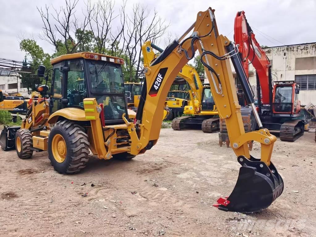 CAT 420 F Baggerlader