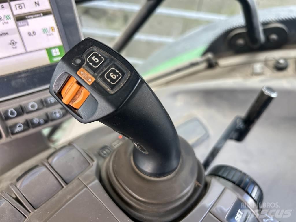 John Deere 6R 120 Traktoren