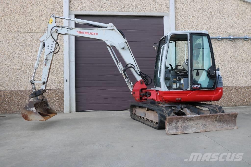 Takeuchi TB 250 Minibagger < 7t
