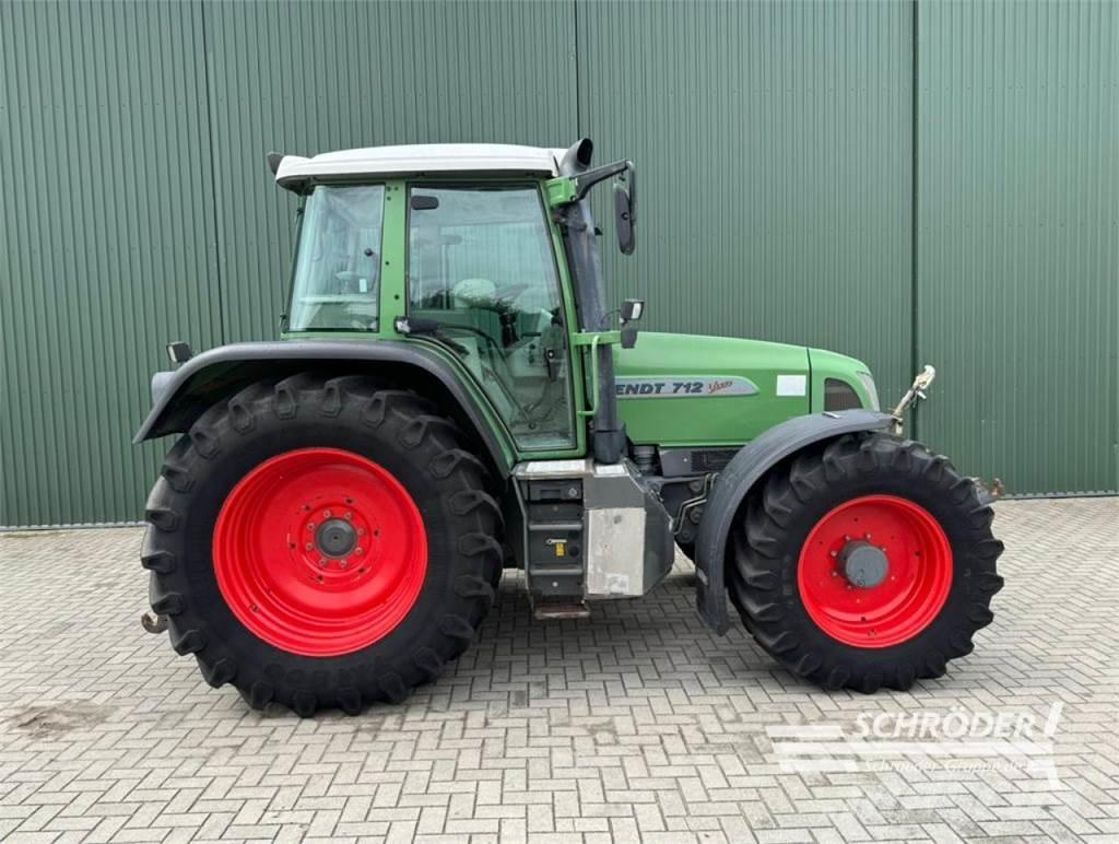 Fendt 712 VARIO Traktoren