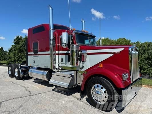 Kenworth W 900 Sattelzugmaschinen
