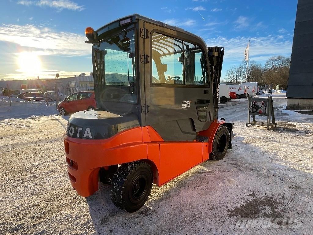 Toyota 8FBMT50 Elektro Stapler