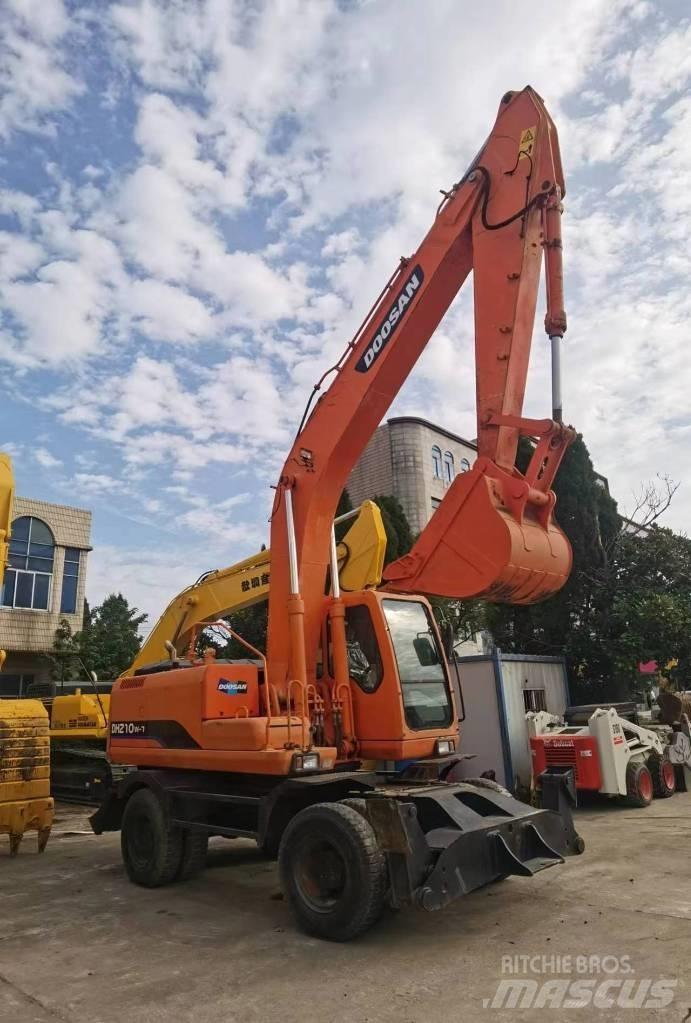 Doosan DH 210 W-7 Mobilbagger