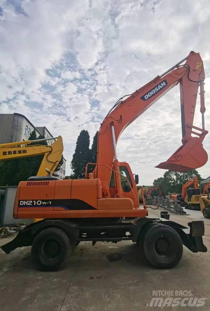 Doosan DH 210 W-7 Mobilbagger