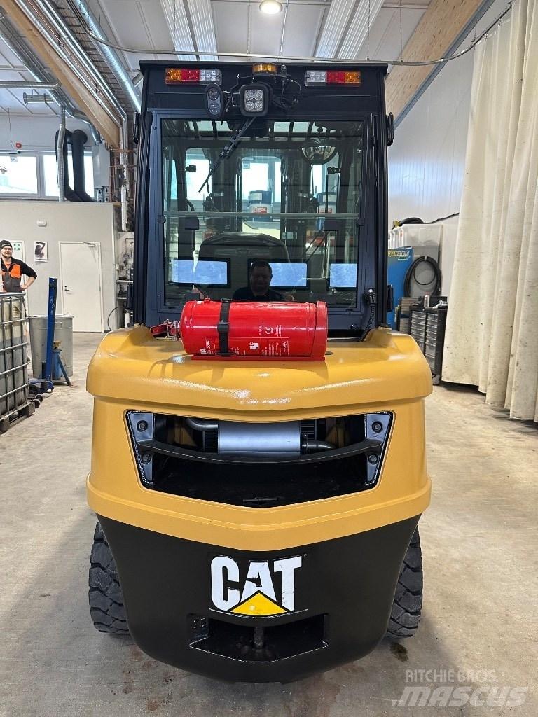 CAT DP35NT Diesel Stapler