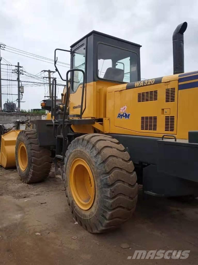 Komatsu WA 320-3 Radlader
