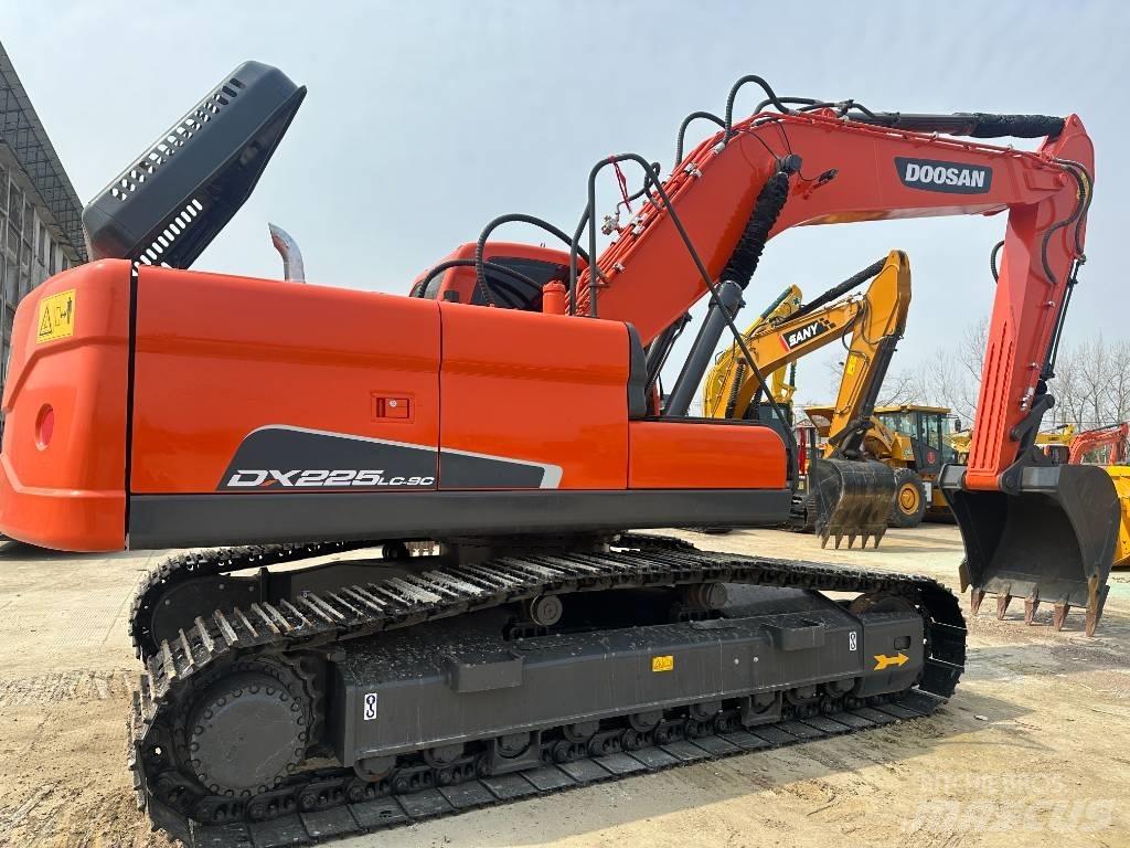 Doosan DX 225LC-9C Raupenbagger