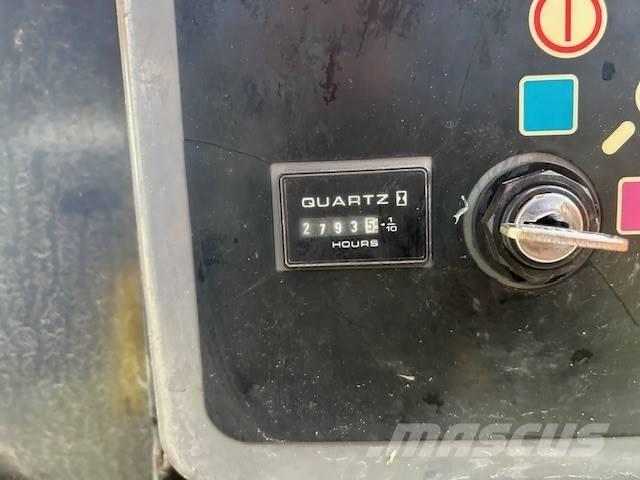 JLG 660 SJ Teleskopbühnen