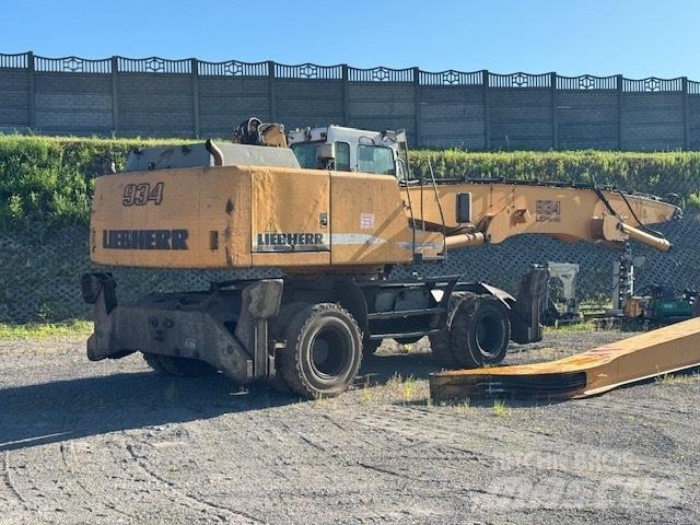 Liebherr A 934 B HD Materialumschlag