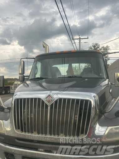 International 4400 Sattelzugmaschinen