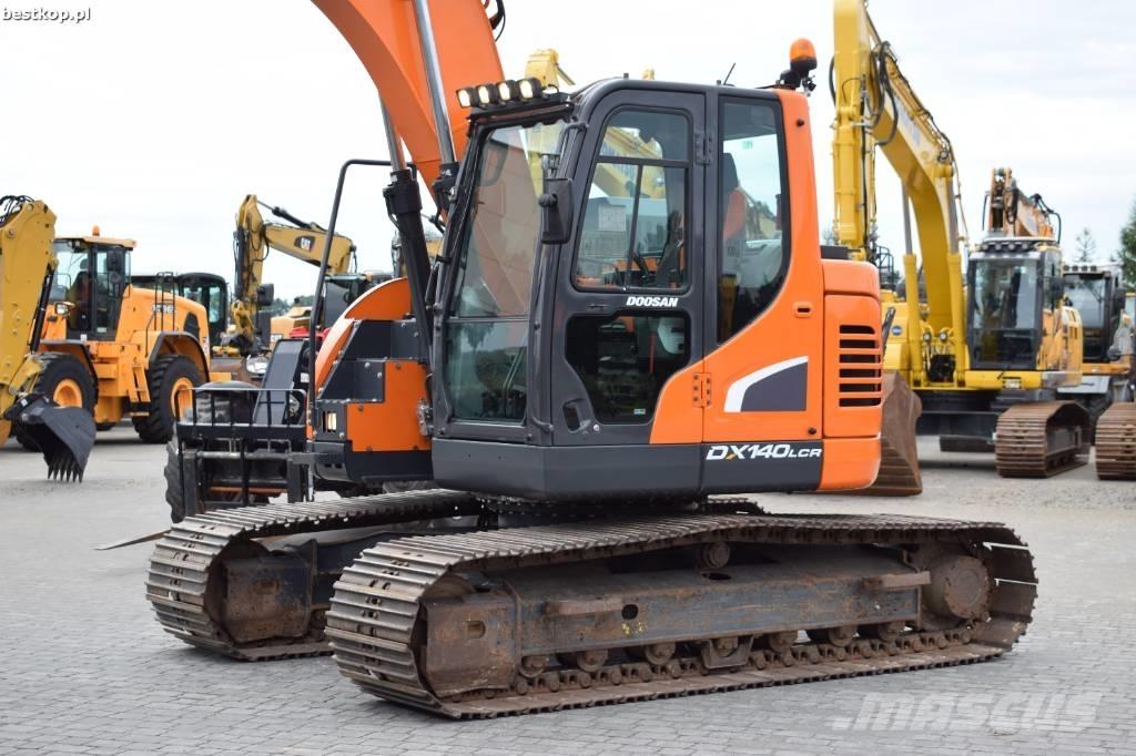 Doosan DX 140 LCR-5 Raupenbagger