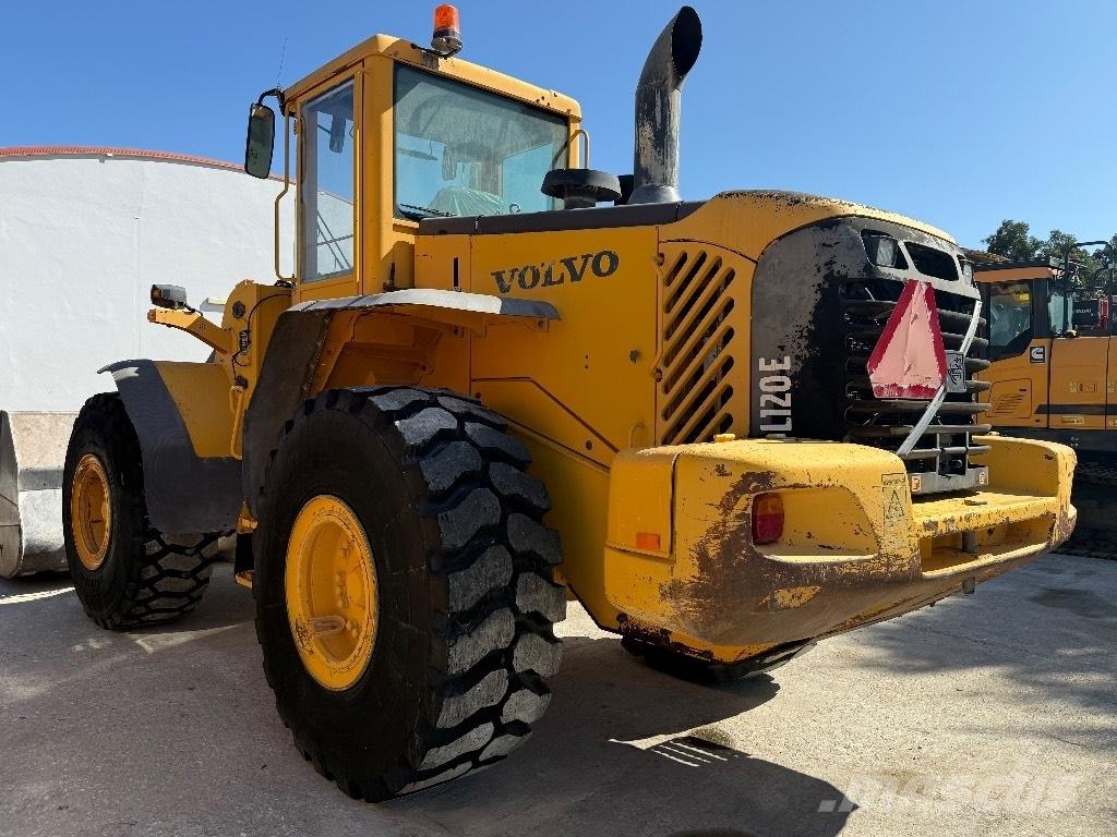 Volvo L 120 E Radlader