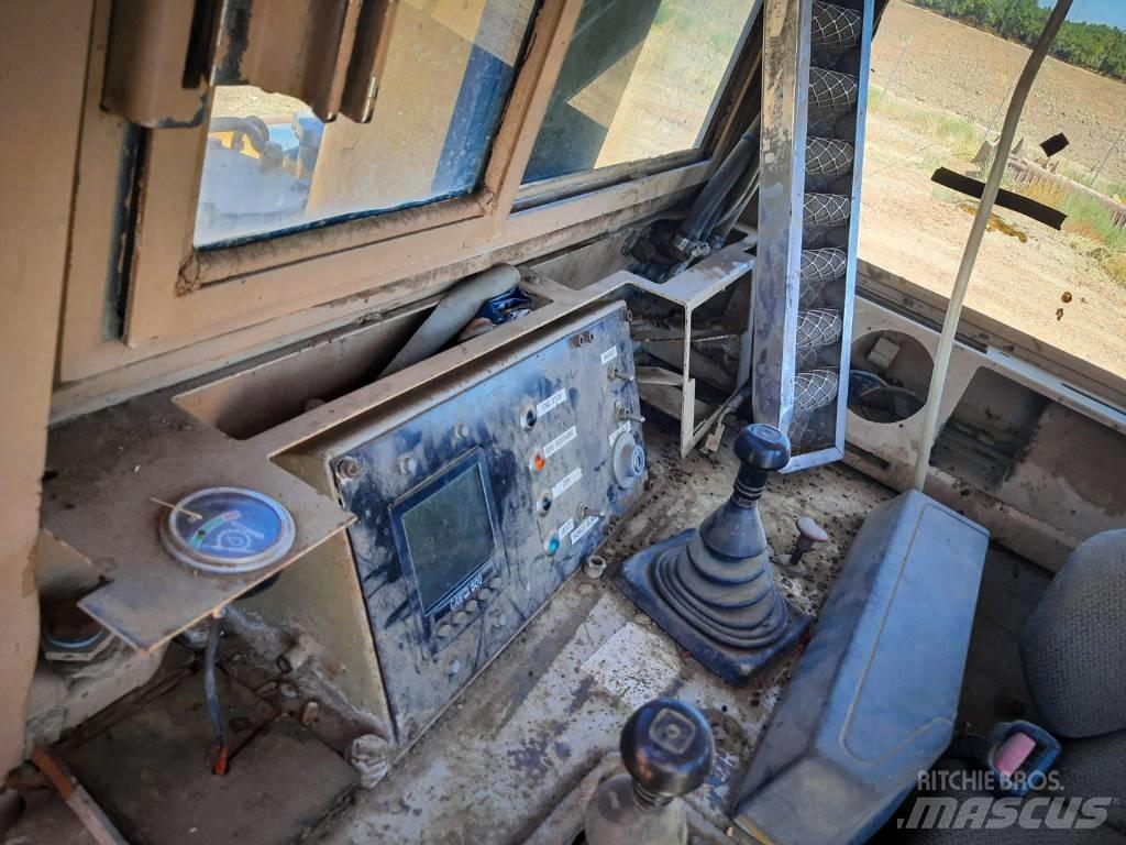 Komatsu D 375-1 Bulldozer