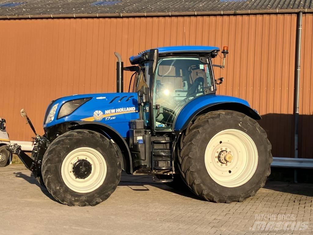 New Holland T 7.230 Traktoren