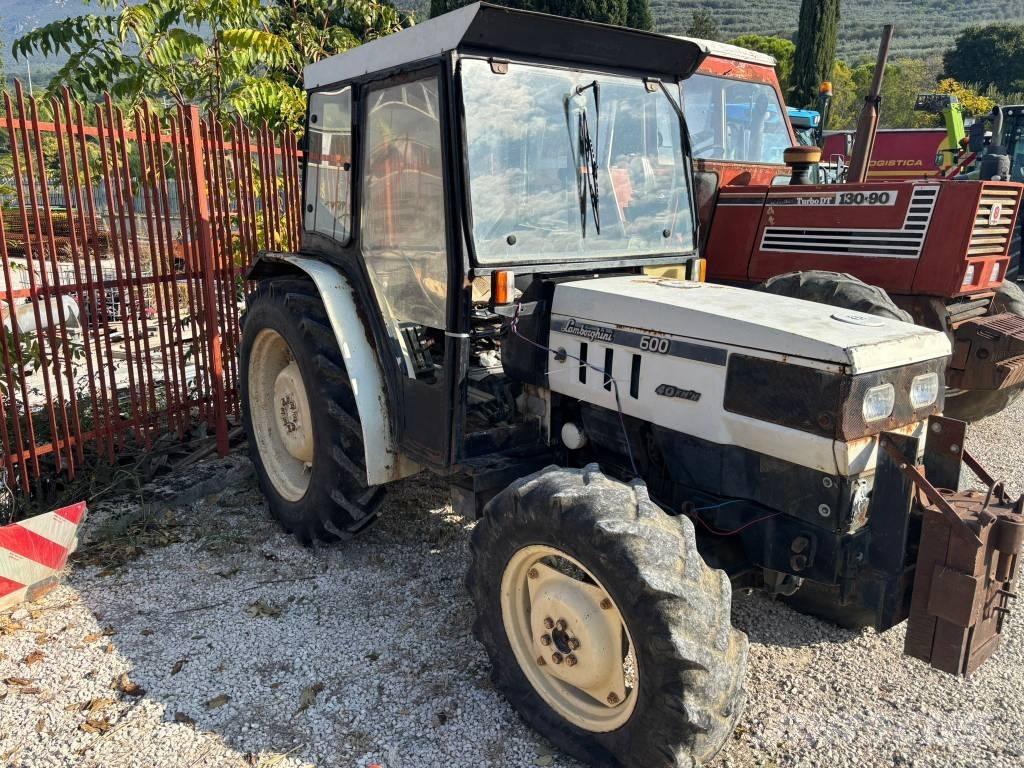 Lamborghini 600 V DT Traktoren